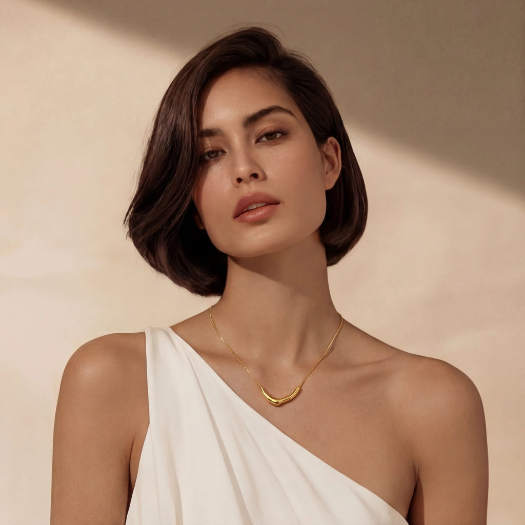 Curve Statement Necklace | 18K Gold Plated