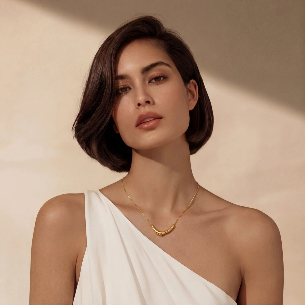Curve Statement Necklace | 18K Gold Plated