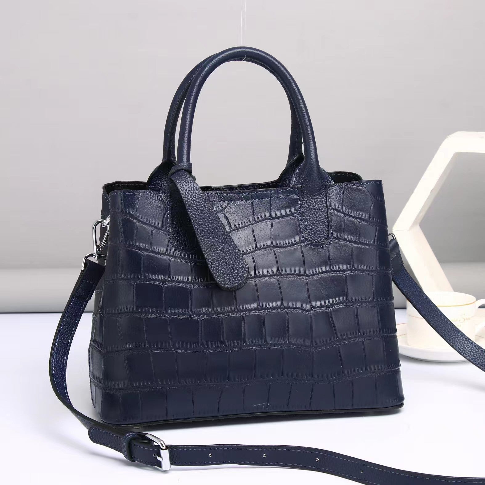 Maribella Tote